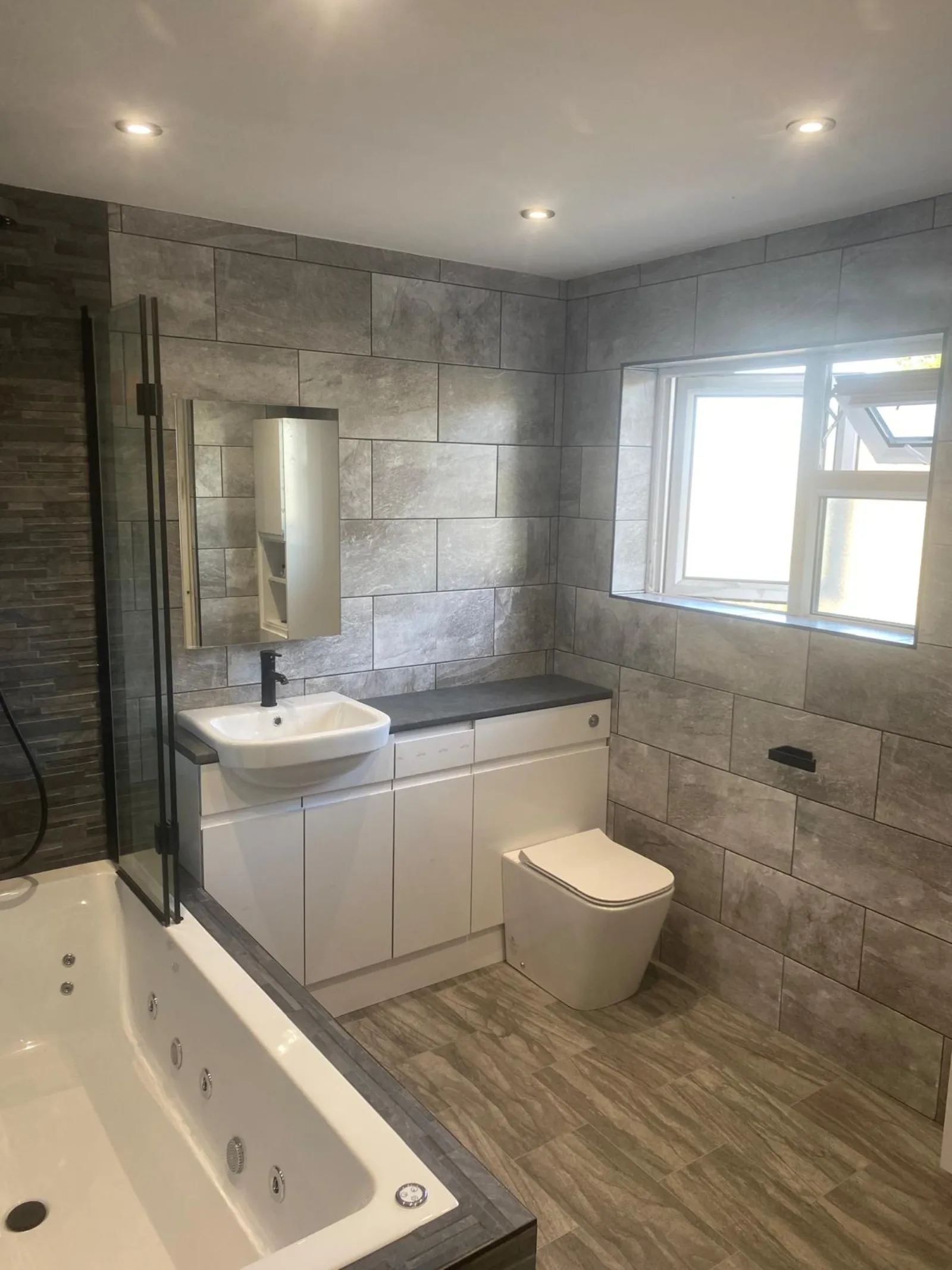 En-suite bathroom installation by TF Fitting & Installation