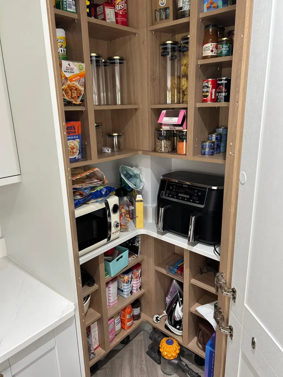 Bespoke fitted corner pantry and larder storage
